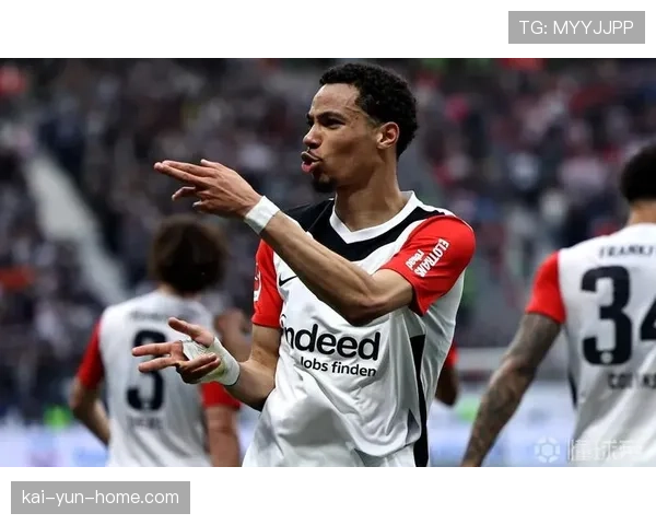 埃基蒂克无球跑动串联出色 斯洛特战术体系获前场新枢纽